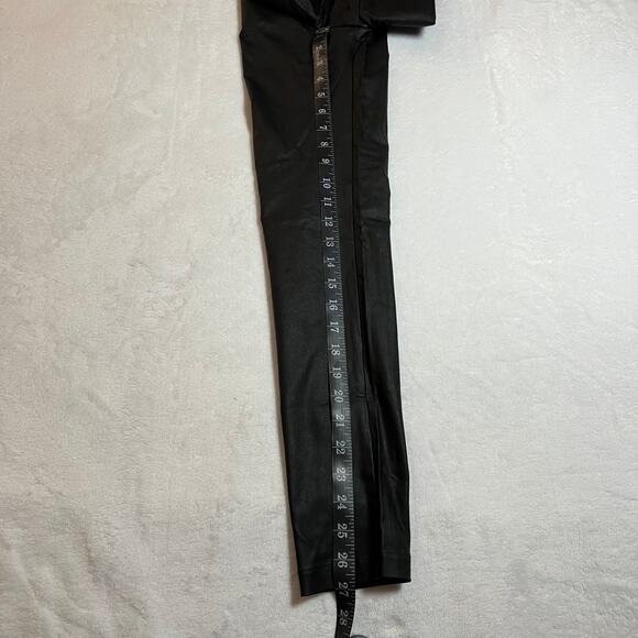 Romeo & Juliet Couture Mid Rise Coated Skinny Leggings Size S Stretch Whimsigoth - Picture 8 of 9